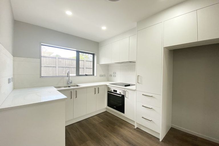 Photo of property in 7d La Trobe Street, Pakuranga Heights, Auckland, 2010