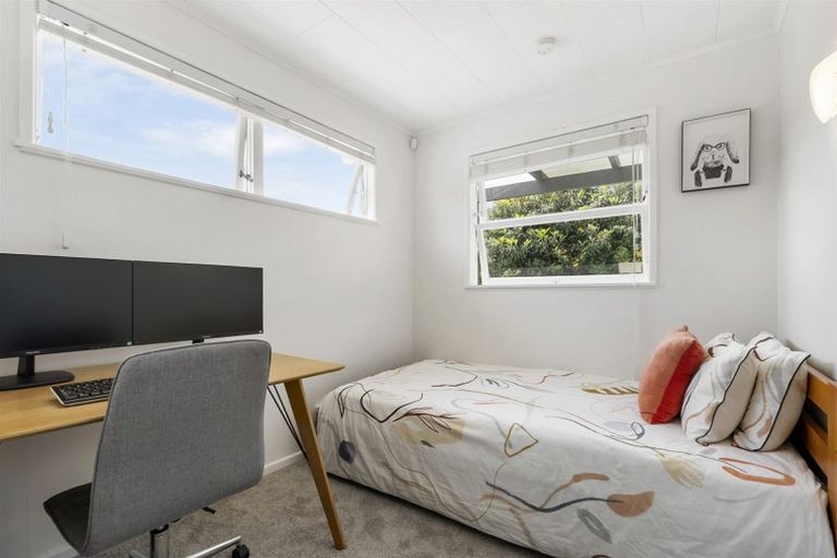 Photo of property in 1/126 Stredwick Drive, Torbay, Auckland, 0630