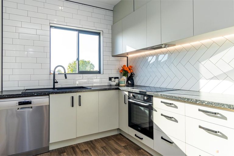 Photo of property in 23 Regent Street, West End, Timaru, 7910