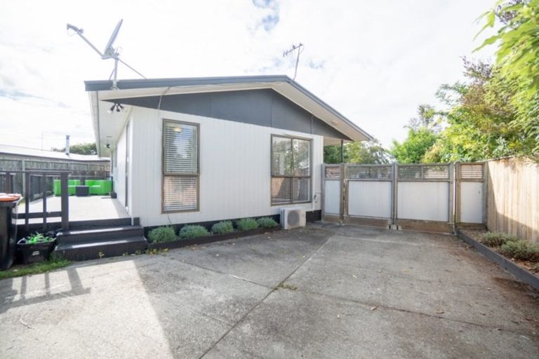 Photo of property in 35 Meadowbrook Drive, Cloverlea, Palmerston North, 4412