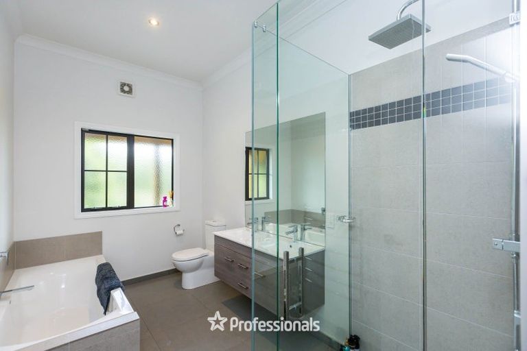 Photo of property in 32e Kaitoke Loop, Kaitoke, Upper Hutt, 5018