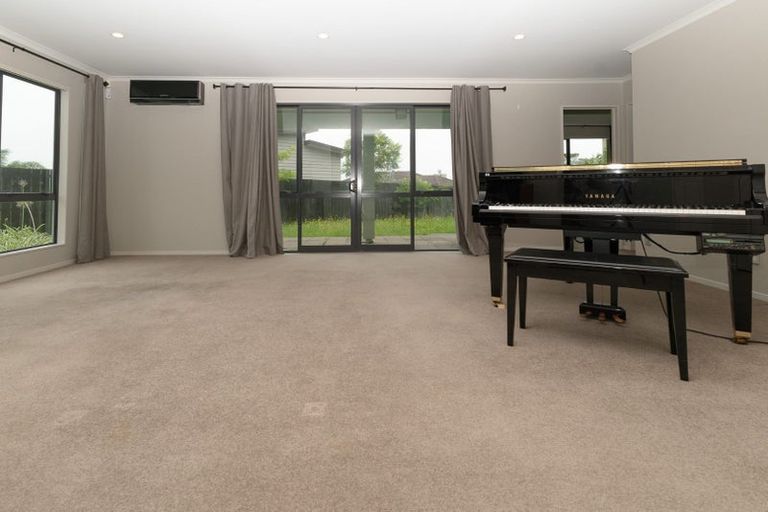 Photo of property in 74 Oakway Drive, Schnapper Rock, Auckland, 0632