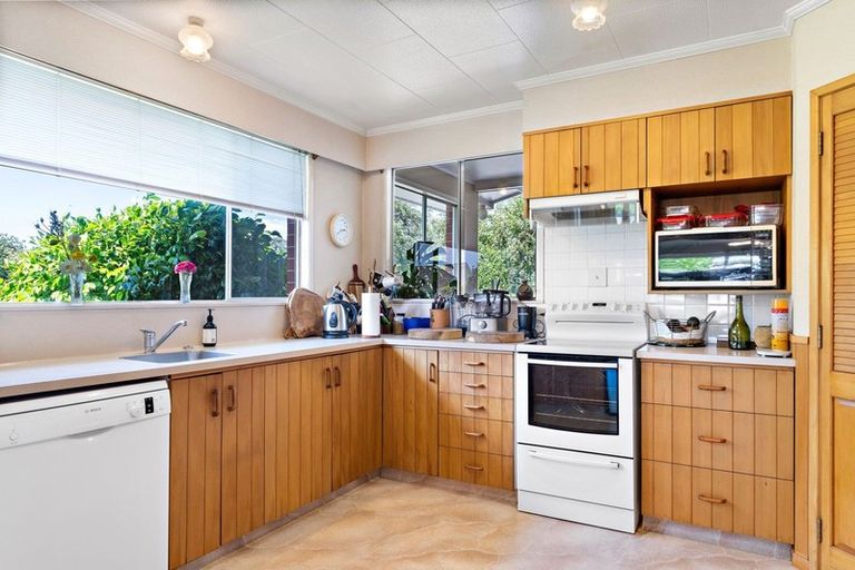 Photo of property in 13 Fairbrother Street, Carterton, 5713