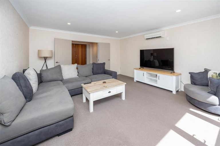 Photo of property in 36 Wentworth Drive, Rototuna North, Hamilton, 3210