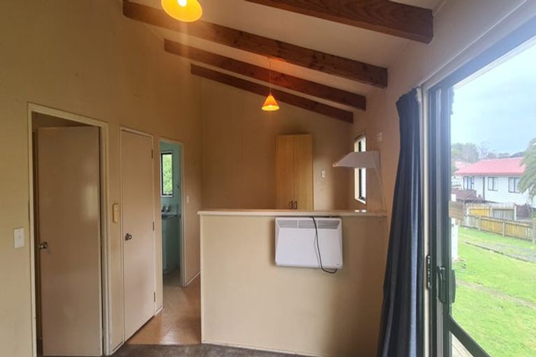 Photo of property in 11 Kirton Crescent, Manurewa, Auckland, 2102