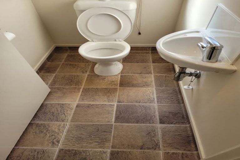 Photo of property in 57b Sabulite Road, Kelston, Auckland, 0602