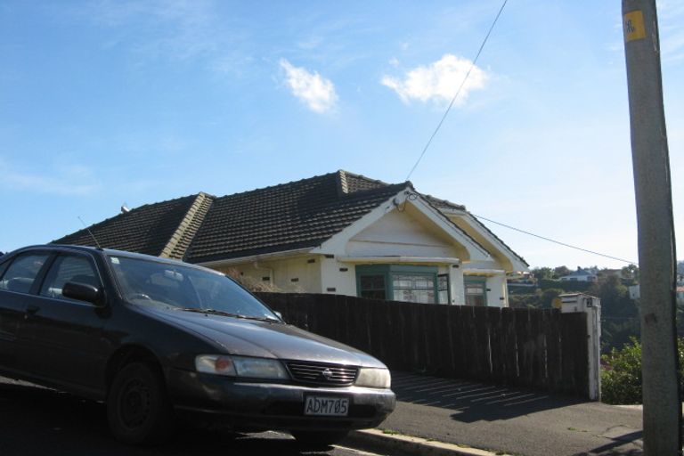 Photo of property in 2 Embo Street, Caversham, Dunedin, 9012