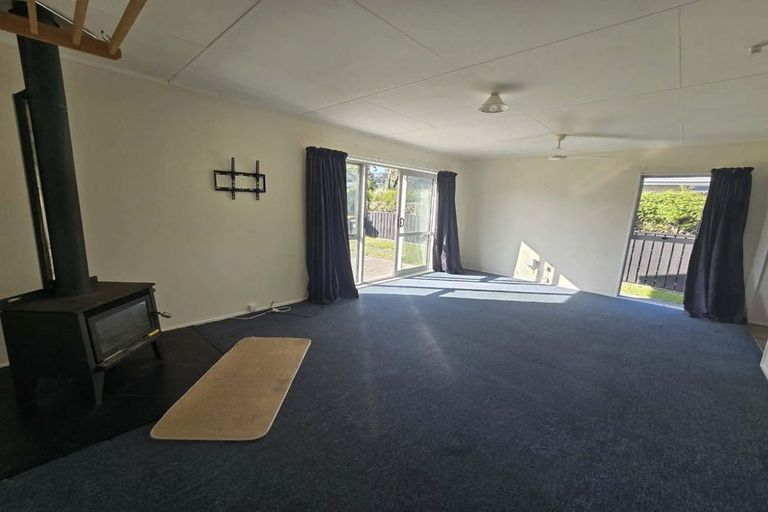 Photo of property in 35 Waite Street, Featherston, 5710