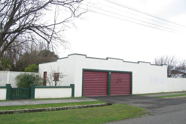 Photo of property in 14 Bailey Street, Feilding, 4702