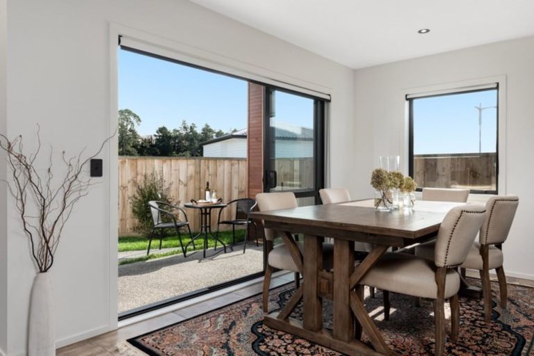 Photo of property in 24 Puhirake Crescent, Pyes Pa, Tauranga, 3112