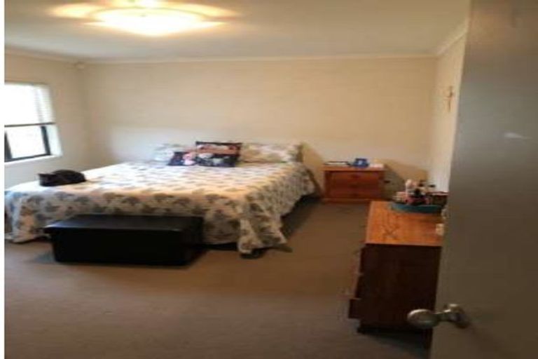 Photo of property in St Claire Village, 141/172 Mcleod Road, Te Atatu South, Auckland, 0610