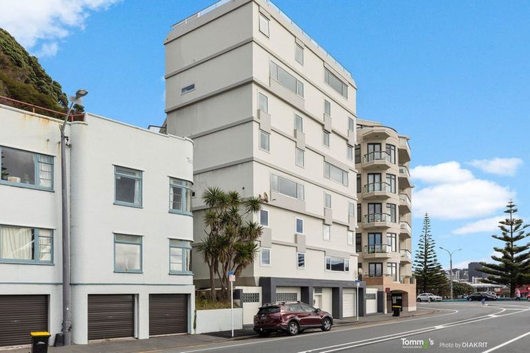 Photo of property in Matai Moana, 3/178 Oriental Parade, Oriental Bay, Wellington, 6011