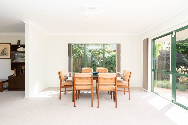 Photo of property in 30 Caversham Drive, Rototuna, Hamilton, 3210