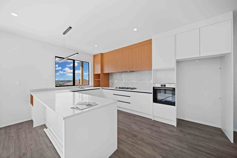 Photo of property in 19 Nola Dawn Avenue, Papakura, 2110