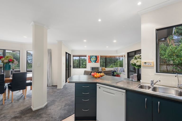 Photo of property in 60 Helvetia Drive, Browns Bay, Auckland, 0630