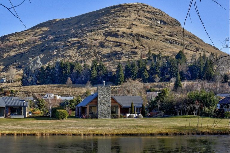 Photo of property in 20 Wellswood Way, Lower Shotover, Queenstown, 9371