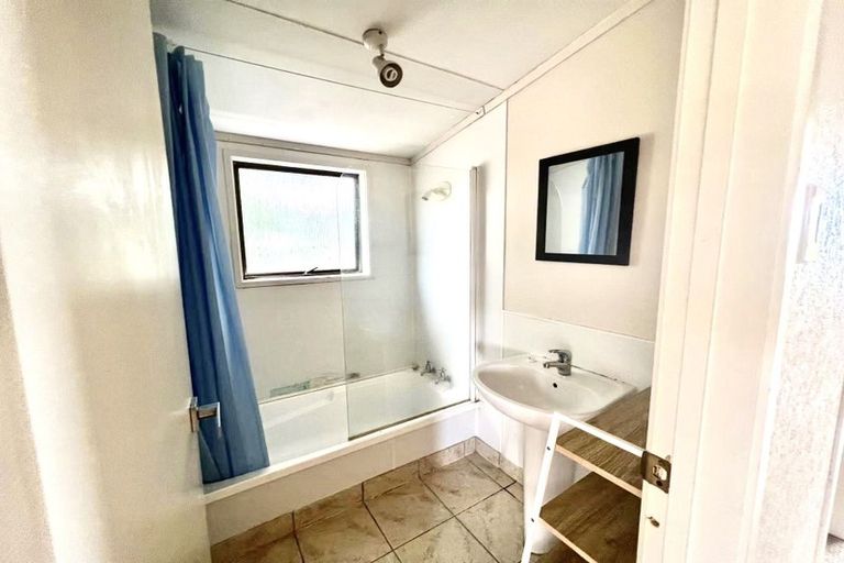 Photo of property in 47 Marendellas Drive, Bucklands Beach, Auckland, 2014