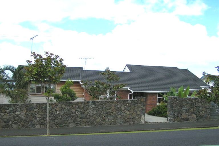 Photo of property in 13 Richmond Avenue, Northcote Point, Auckland, 0627