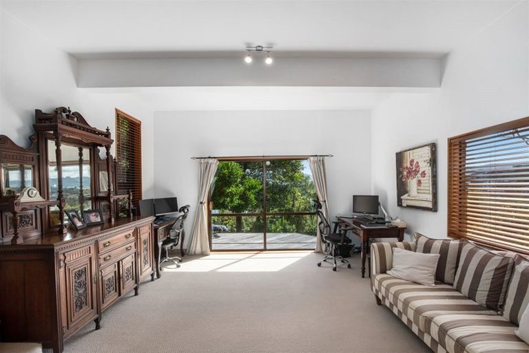 Photo of property in 3 Furneaux Grove, Whitby, Porirua, 5024