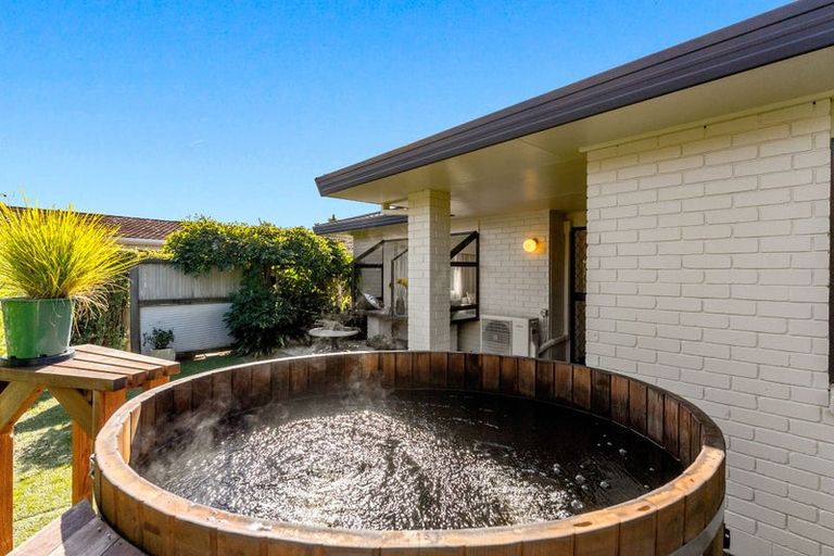 Photo of property in 29b View Road, Waiuku, 2123