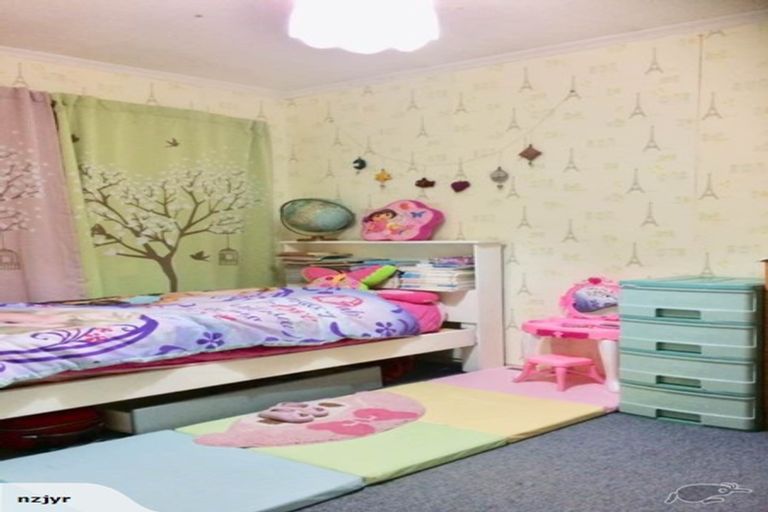 Photo of property in Birchdale Courts, 9/69a Yaldhurst Road, Sockburn, Christchurch, 8042