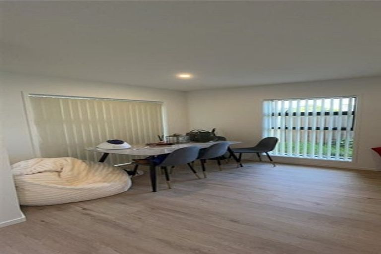 Photo of property in 148 Mcleod Road, Te Atatu South, Auckland, 0610