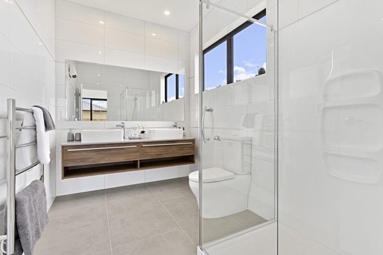 Photo of property in 61 Angiangi Crescent, Beachlands, Auckland, 2018