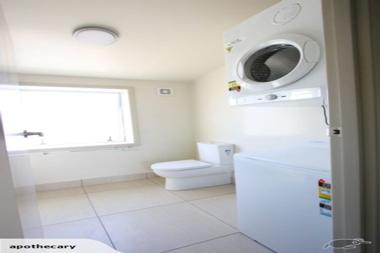 Photo of property in 214 Main South Road, Green Island, Dunedin, 9018