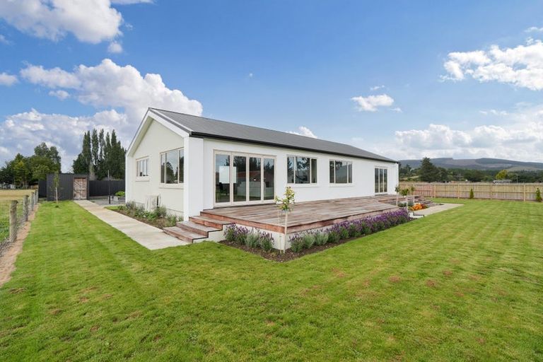 Photo of property in 38 Macandrew Street, Otautau, 9610