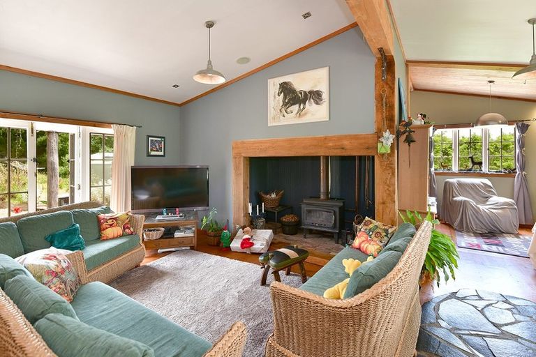 Photo of property in 1811 Kaipara Coast Highway, Kaukapakapa, Warkworth, 0984