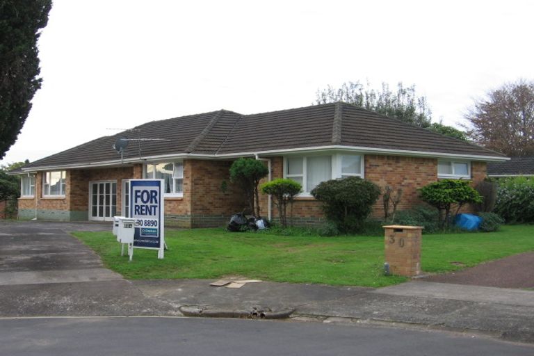 Photo of property in 2/28 Grande Vue Road, Hillpark, Auckland, 2102