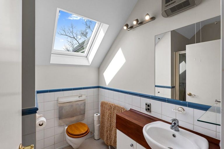 Photo of property in 114 Knowles Street, St Albans, Christchurch, 8052