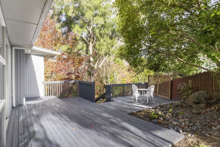 Photo of property in 74 Fitzwater Place, Henderson, Auckland, 0612