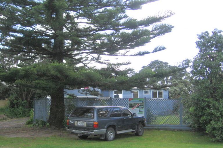 Photo of property in 27 Shaw Road, Waihi Beach, 3611