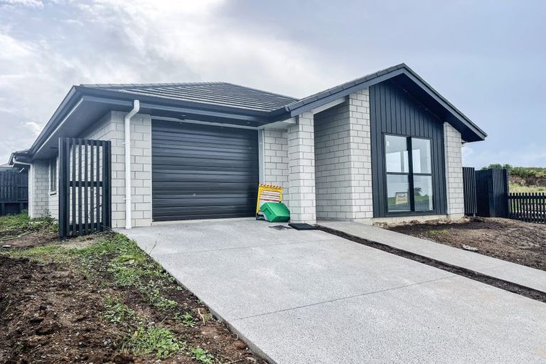 Photo of property in 11 Rowe Lane, Morrinsville, 3300