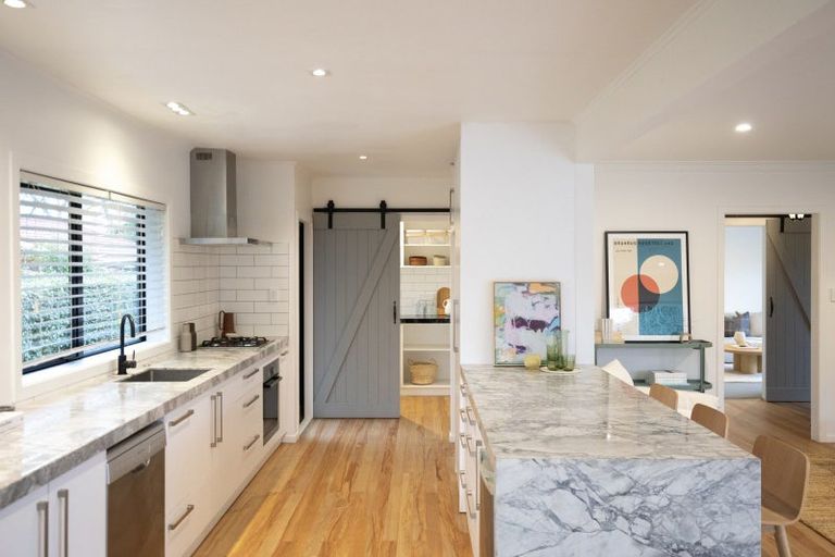 Photo of property in 15 Samuel Place, Queenwood, Hamilton, 3210