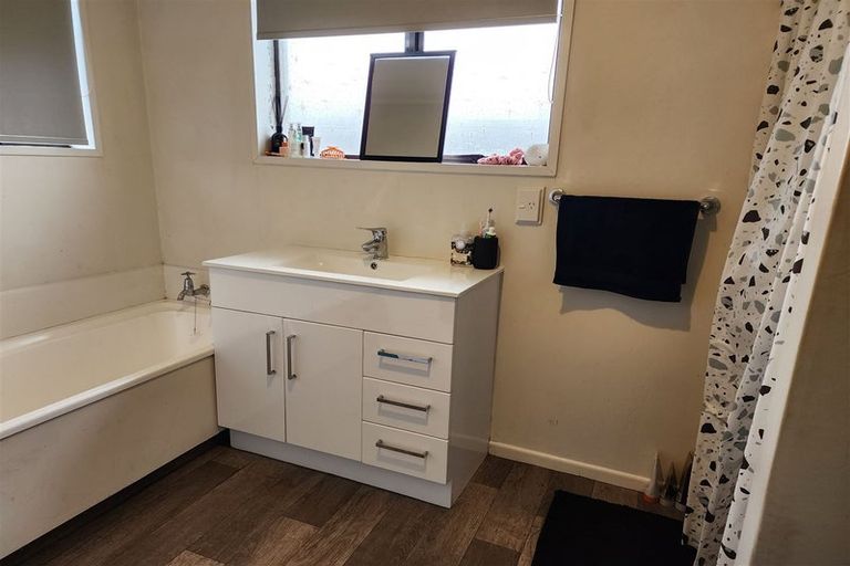 Photo of property in 1/121 North Street, Seaview, Timaru, 7910