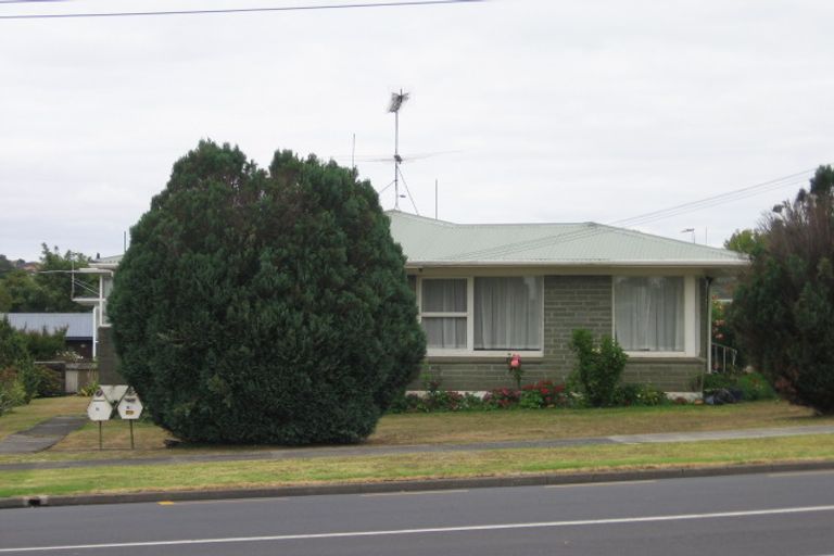 Photo of property in 2/6 Sunnybrae Road, Hillcrest, Auckland, 0627