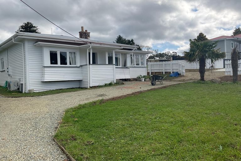 Photo of property in 77 Rodney Street, Wellsford, 0900