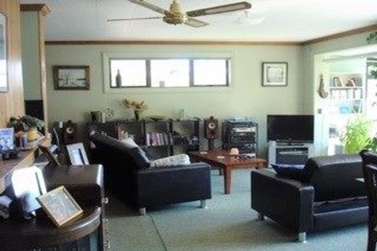 Photo of property in 80 The Ridgeway, Stoke, Nelson, 7011