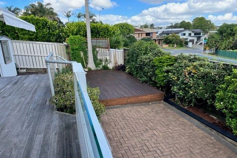 Photo of property in 1/7 Endymion Place, Half Moon Bay, Auckland, 2012