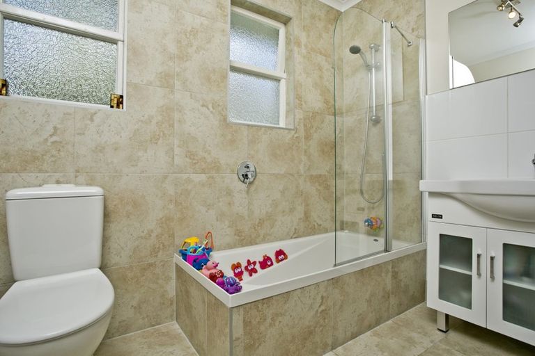 Photo of property in 1/107 Bayswater Avenue, Bayswater, Auckland, 0622