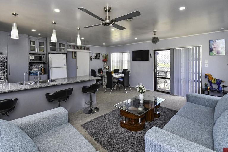 Photo of property in 86 Alfriston Road, Manurewa East, Auckland, 2102