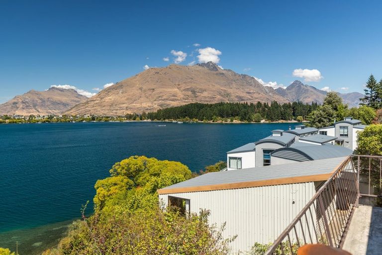 Photo of property in 247 Frankton Road, Queenstown, 9300