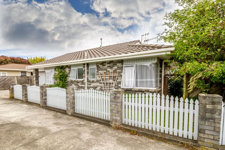 Photo of property in 26a Windsor Street, Terrace End, Palmerston North, 4410