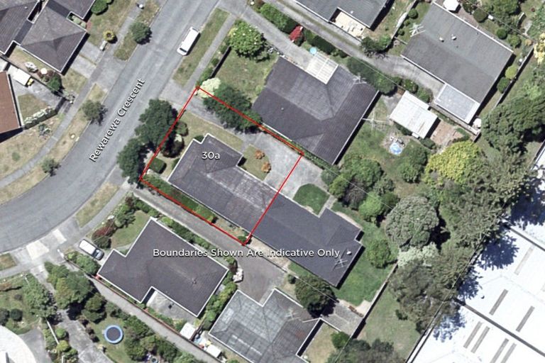 Photo of property in 30a Rewarewa Crescent, Waikanae, 5036