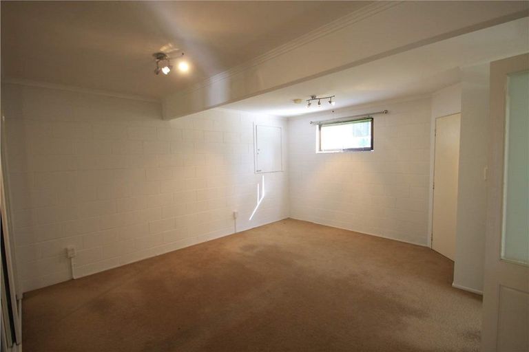 Photo of property in 9 Coromandel Crescent, Mairangi Bay, Auckland, 0630