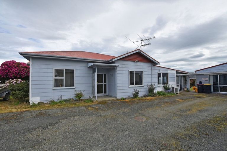 Photo of property in 76 Robertson Street, Richmond, Invercargill, 9810
