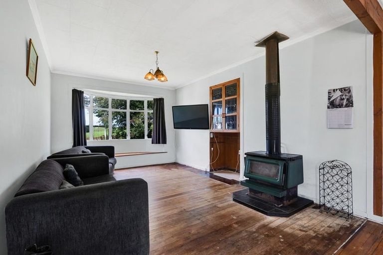 Photo of property in 49 Standish Road, Toko, Stratford, 4392