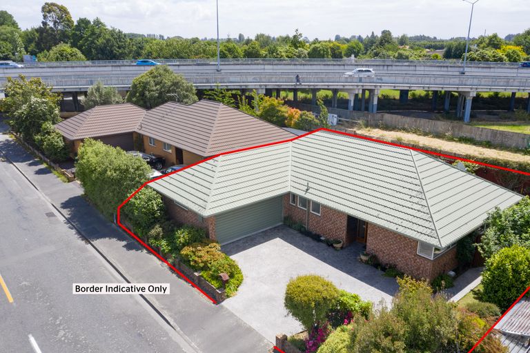 Photo of property in 3 Farquhars Road, Redwood, Christchurch, 8051